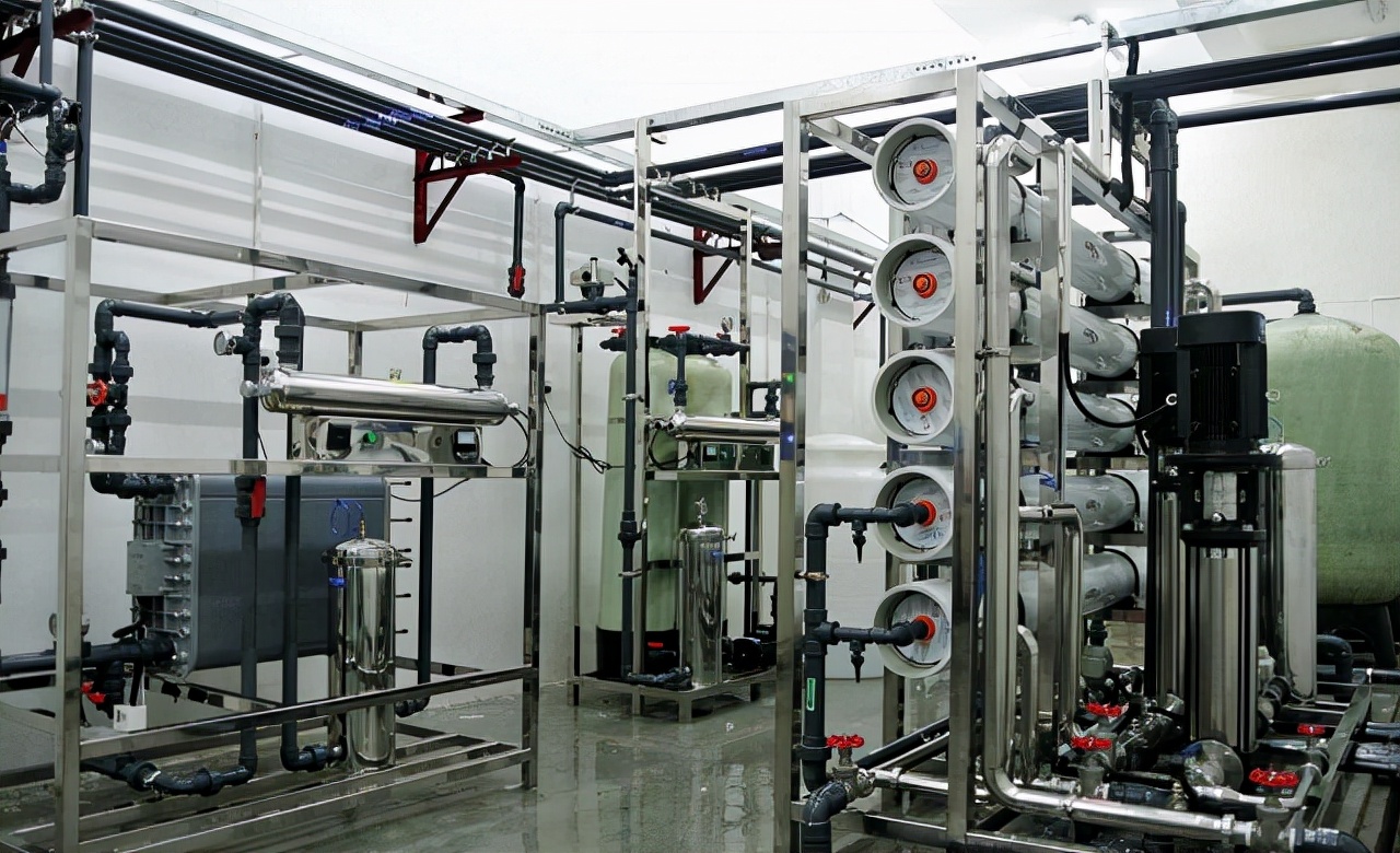 根據(jù)水質(zhì)怎么來選擇合適的沈陽水處理設(shè)備？