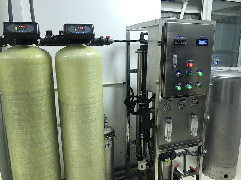 反滲透水處理設(shè)備在壓力過高時(shí)可能會(huì)出現(xiàn)的問題